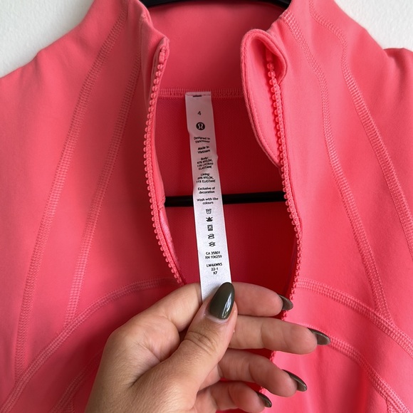 Define Jacket *luon - Picture 3 of 3